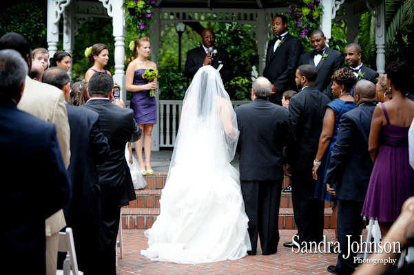 Best The Courtyard at Lake Lucerne Wedding photographer - Sandra Johnson (SJFoto.com)